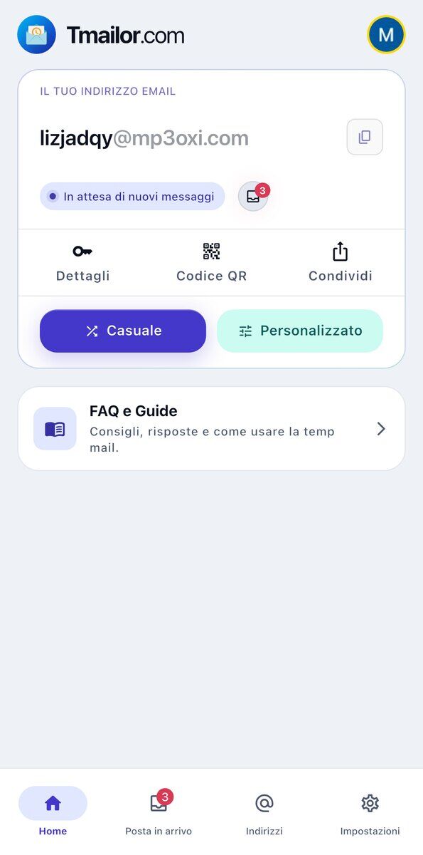 Scheda Home di Tmailor per iOS con lindirizzo temporaneo attuale e il pulsante di copia un indicatore di stato con la scritta In attesa di nuovi messaggi le scorciatoie Dettagli Codice QR e Condividi e la barra di navigazione in basso