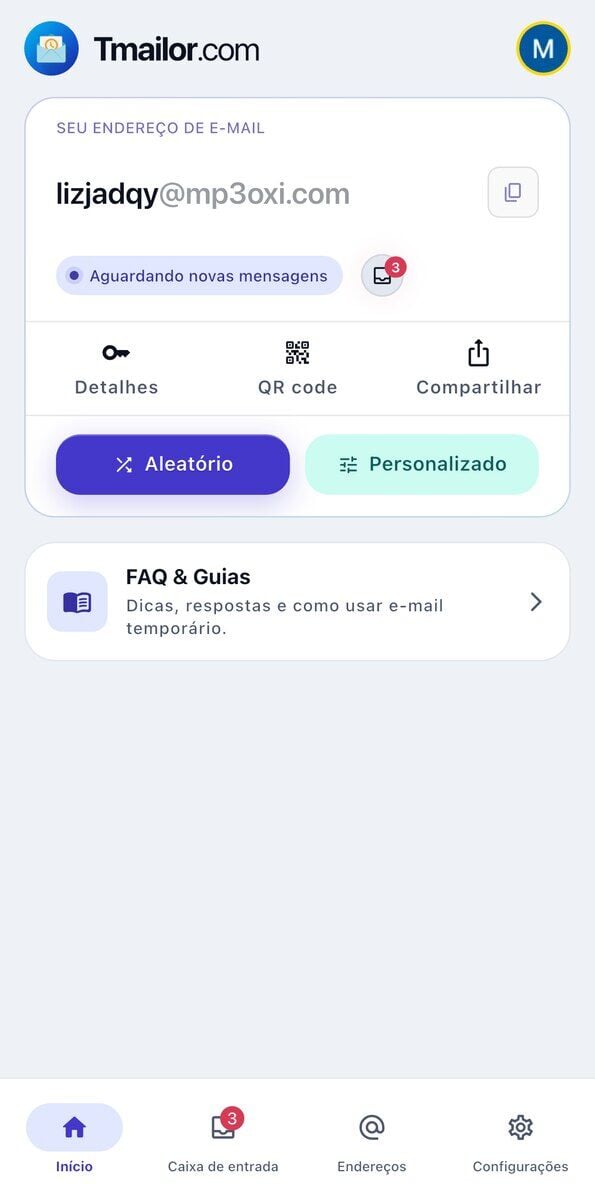 Aba inicial do Tmailor para iOS mostrando o endereço temporário atual com botão de copiar o status Aguardando novas mensagens os atalhos Detalhes Código QR e Compartilhar e a barra de navegação inferior
