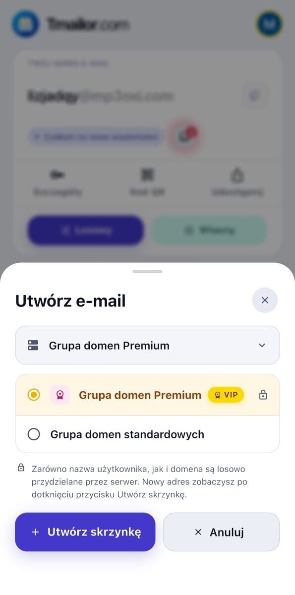 Panel Utwórz e-mail na iOS z Grupą domen Premium za odznaką VIP i kłódką oraz Grupą domen standardowych