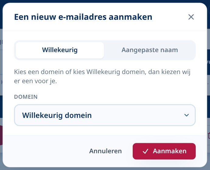 Tmailor Maak een nieuw e-mailadresvenster aan met het tabblad Willekeurig geselecteerd en een optie Willekeurig domein