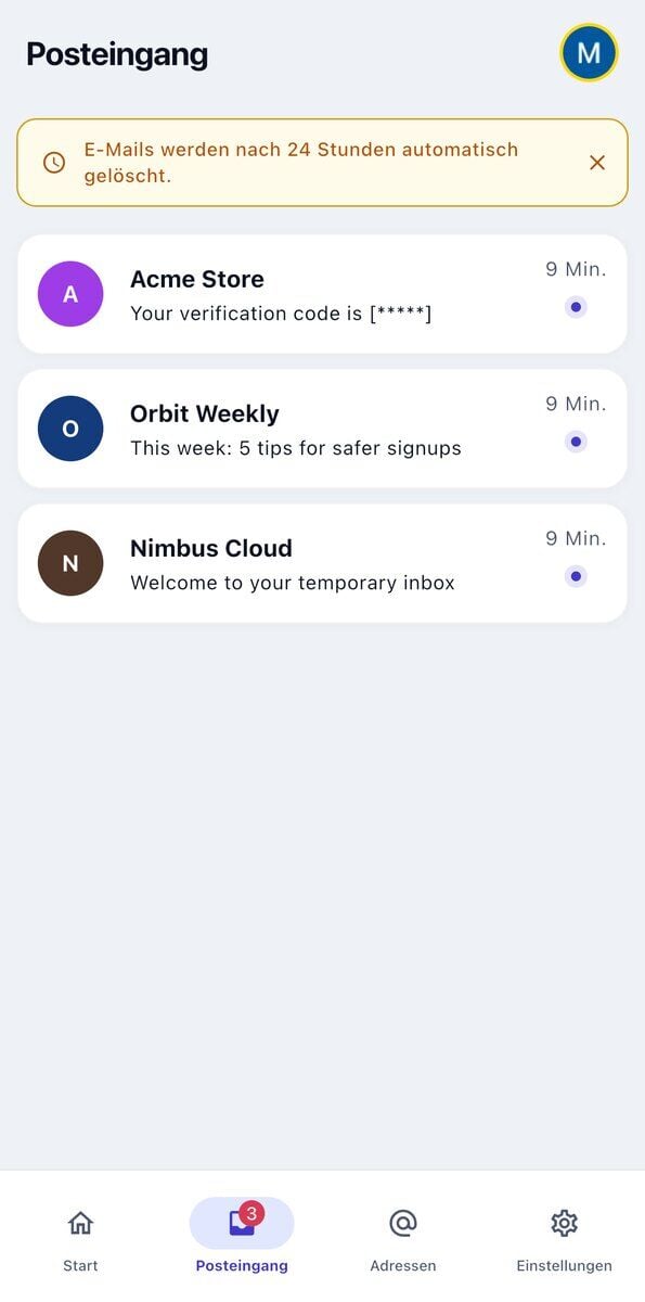 Der Tmailor-Posteingang unter iOS mit drei neu eingegangenen Nachrichten unter einem gelben Banner mit dem Text E-Mails werden nach 24 Stunden automatisch gelöscht und einem Ungelesen-Abzeichen auf dem Tab Posteingang